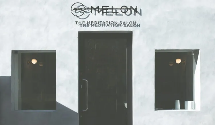 salon entrance