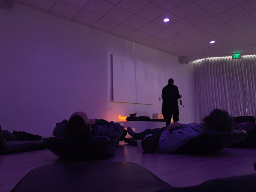 米国 Unplug Meditation メディテーション スタジオ おしゃれ 実践 画像