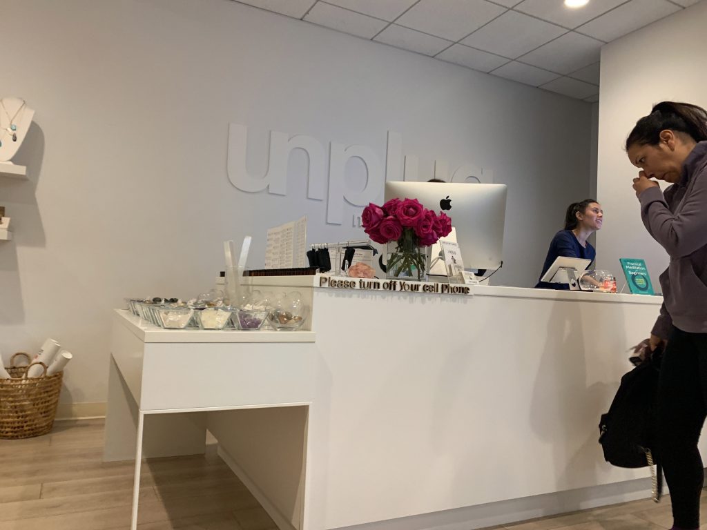 米国 Unplug Meditation メディテーション スタジオ おしゃれ シンプル 画像